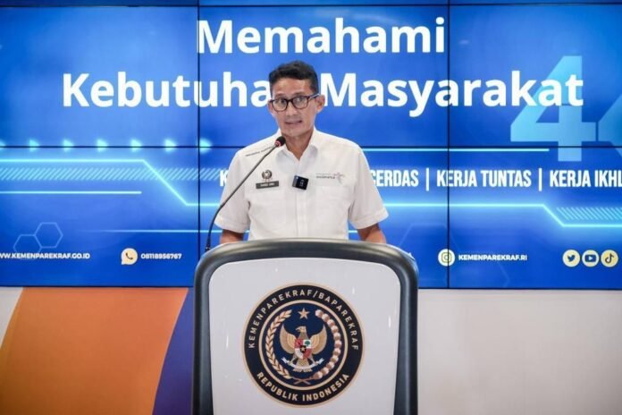 FOTO 3 Agustus_Sandiaga harga tiket TN Komodo
