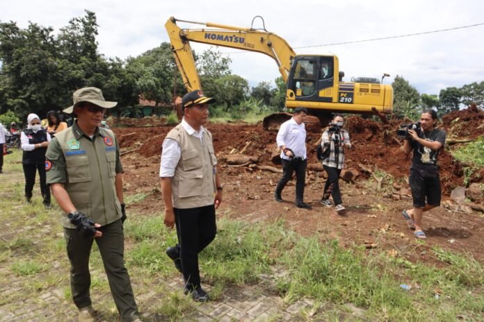 FOTO 2 Des_BNPB kunjungan kepala