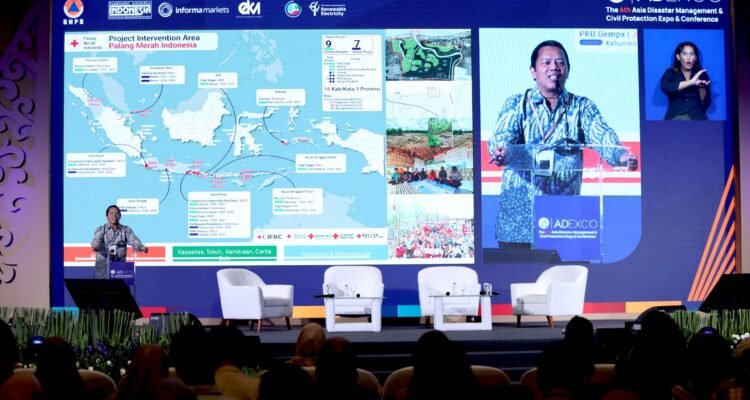 FOTO 13 Sept_Seminar dengan tema Ancaman Dari Tepi Pantai Mencari Strategi Nasional untuk Resiliensi Masyarakat Pesisir dan Pulau Kecil di JIEXPO Kemayoran, Jakarta. (dok. bnpb)