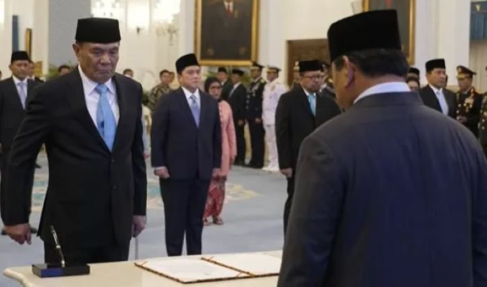 FOTO 17 Sept_Letjen TNI (Purn) Djamari Chaniago dilantik sebagai Menteri Koordinator Bidang Politik dan Keamanan (Menko Polkam). dok. istimewa