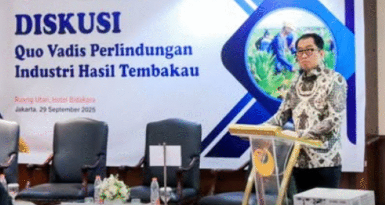 FOTO 1 Okt_Wakil Menteri Perindustrian (Wameperin) Faisol Riza dalam diskusi tembakau di Jakarta. (dok. instagramfaizolrizaid)