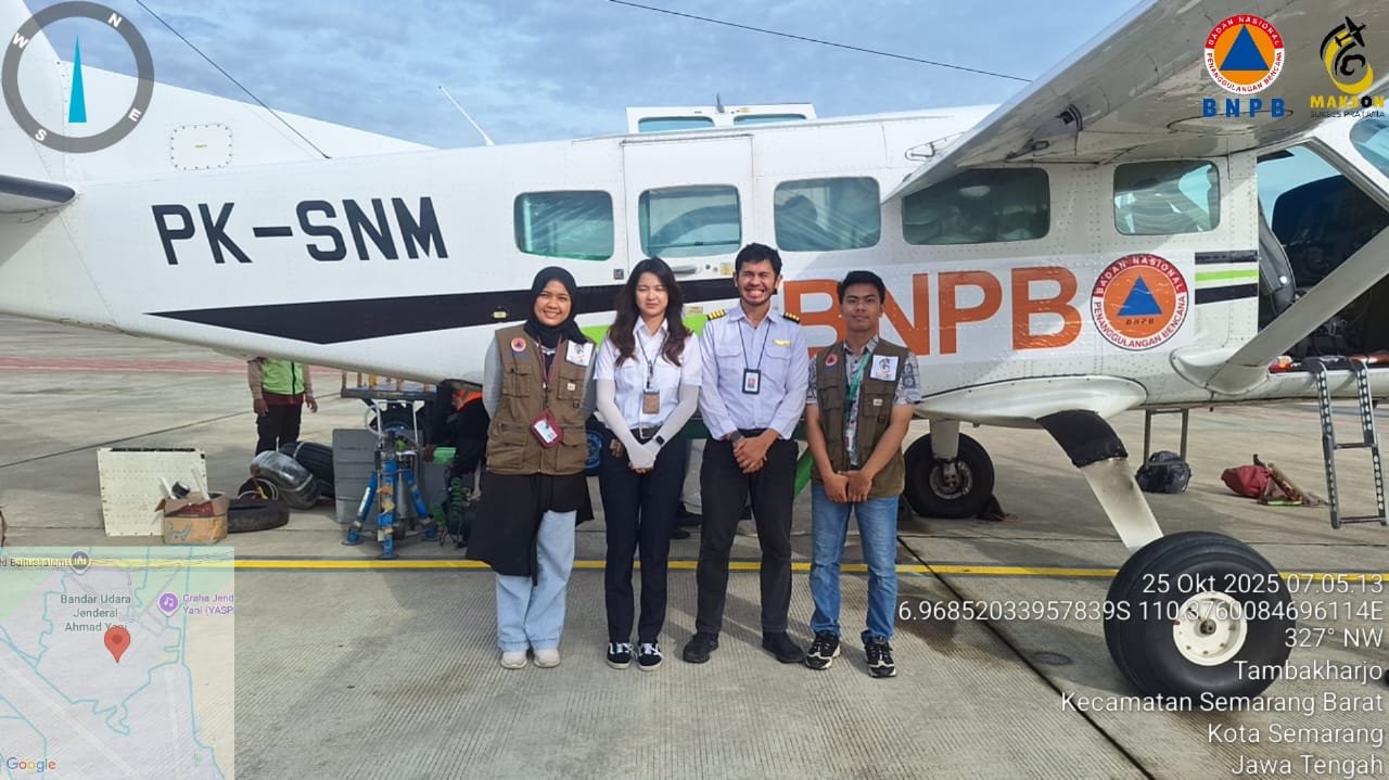 FOTO 26 Okt_Para petugas yang melakukan Operasi Modifikasi Cuaca (OMC). (dok. bnpb)