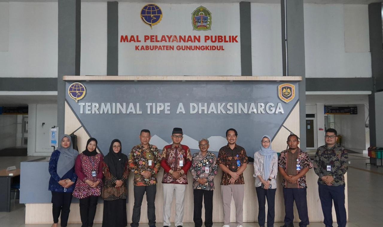FOTO 26 Okt_Penandatanganan Perjanjian Pinjam Pakai Barang Milik Negara antara Direktorat Jenderal Perhubungan Darat 2