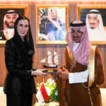 FOTO 11 Nov_Pertemuan Menteri Pariwisata Widiyanti Putri Wardhana dengan Menteri Pariwisata Kerajaan Arab Saudi Ahmed Aqeel Al Khateeb di Riyadh