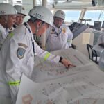 FOTO 13 Nov_Kegiatan uji petik kelaiklautan kapal penumpang di Pelabuhan Banyuwangi, Jawa Timur 1