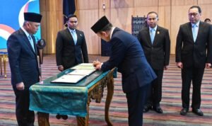 FOTO 3 Nov_Pelantikan Prof. Teuku Faisal Fathani sebagai Kepala Badan Meteorologi, Klimatologi dan Geofisika (BMKG) 3