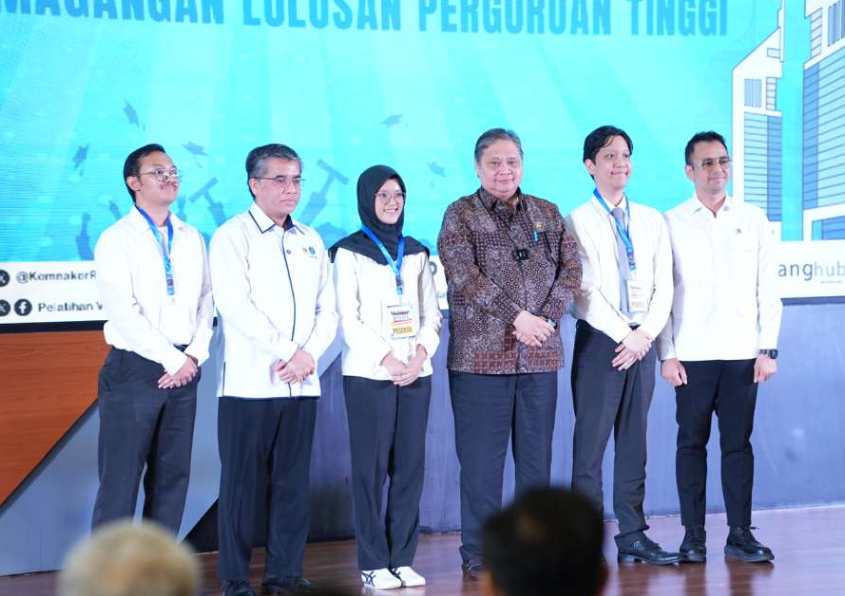 FOTO 3 Nov_Pembukaan program Pemagangan Nasional Lulusan Perguruan Tinggi Batch 2 awal November 2025. (dok. ekon.go.id)