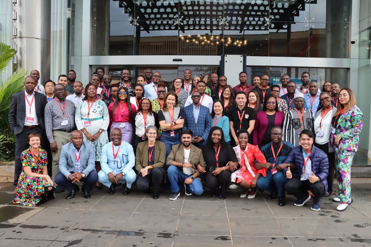 FOTO 3 Nov_kegiatan Communities in Pandemic Preparedness and Response (COPPER) melalui Community Engagement (CE) dan Community-led Monitoring (CLM) di Nairobi, Kenya.