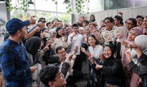 FOTO 5 Nov_Acara Dialog Bersama Menko PM Mewujudkan Ekonomi Kreatif Tangguh di Collabox Creative Space, Semarang, Jawa Tengah