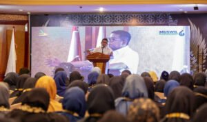 FOTO 22 Des_Gubernur Banten Andra Soni saat acara Musyawarah Wilayah Jaringan Sekolah Islam Terpadu (JSIT) Indonesia Wilayah Banten di Kota Serang. dok. bantenprov.go.id