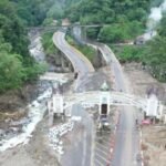 FOTO 23 Des_Jembatan Kembar Margayasa KM 67+000 di Silaiang Bawah, perbatasan Kota Padang Panjang dan Kabupaten Tanah Datar, Sumatra Barat. (pu.go.id)