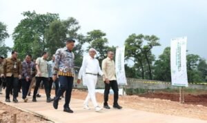 FOTO 26 Des_Saat pencanangan Groundbreaking Pabrik Pupuk NPK Nitrat Pupuk Kujang di Cikampek, Jawa Barat. (dok. pertanian.go.id)