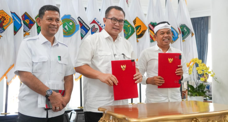 FOTO 29 Des_Penandatanganan Nota Kesepakatan Sinergi antara Pemprov Jabar dan Badan Riset dan Inovasi Nasional (BRIN) di Bale Pakuan, Kota Bandung. dok. jabarprov.go.id