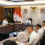 FOTO 29 Des_Sekretaris Kementerian Koordinator Bidang Perekonomian Susiwijono Moegiarso memimpin Apel Pagi Tutup Tahun 2025 di kantor Kemenko Perekonomian, Jakarta