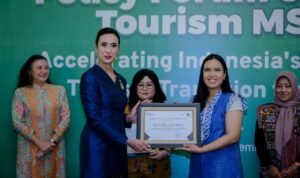 FOTO 7 Des_Kegiatan Policy Forum on Green Tourism MSMEs di Hotel Le Meridien, Jakarta. (dok. kemenpar)