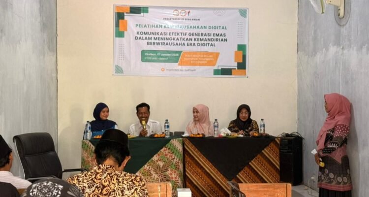 FOTO 10 Jan_Pelatihan Kewirausahaan Digital di Majelis Bani Asy Syafiiyah, Kota Cirebon. (dok. cirebonkota.go.id)