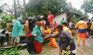 FOTO 13 Jan_Kondisi banjir yang melanda wilayah Kabupaten Pandeglang, Provinsi Banten. (dok. bpbdkabupatenpandeglang)