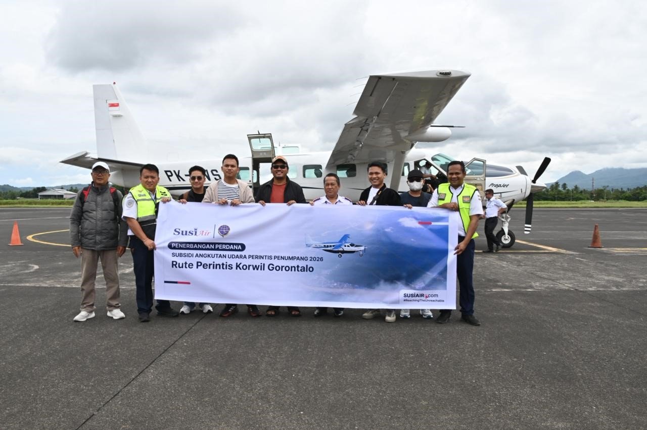 FOTO 13 Jan_Penerbangan pertintis