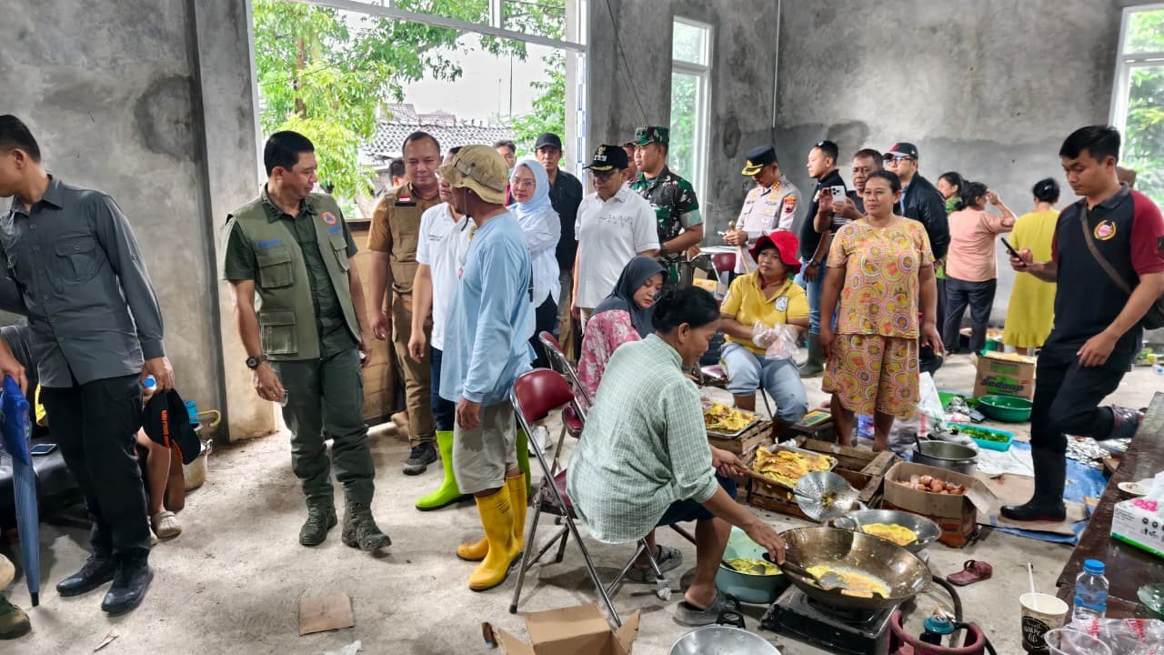 FOTO 18 Jan_Pos pengungsian yang berada Balai Desa Sidoharjo, Kecamatan Pati, Jawa Tengah. dok. bnpb