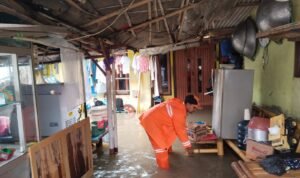 FOTO 24 Jan_Kondisi banjir yang melanda pemukiman warga di Kabupaten Sumbawa, Nusa Tenggara Barat. (dok. bpbdkabupatensumbawa)
