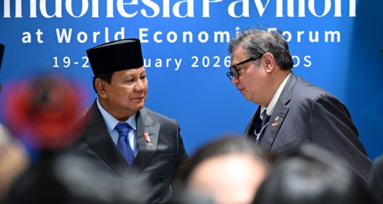 FOTO 24 Jan_Presiden Prabowo Subianto dan Menteri Koordinator Bidang Perekonomian Airlangga Hartarto.