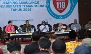 FOTO 26 Jan_Saat Penggalangan Komitmen Jejaring Ambulance se-Kabupaten Temanggung. (dok. jatengprov.go.id)