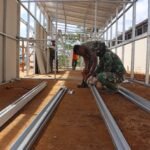 FOTO 7 Jan_Progress pembangunan huntara tahap I di Nagari Koto Tinggi, Kecamatan Gunuang Omeh, Kabupaten Lima Puluh Kota, Prov Sumbar. bnpb