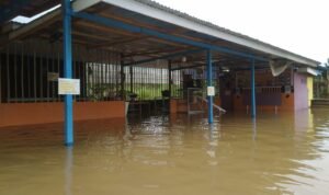 FOTO 9 Jan_Banjir terjadi pada empat kecamatan di Kabupaten Melawai, Provinsi Kalimantan Barat. dok. bpbdkabupatenmelawai