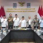 FOTO 9 Jan_Rapat koordinasi tingkat menteri bersama menteri Koordinator (Menko) Bidang Pemberdayaan Masyarakat Muhaimin Iskandar di Jakarta. (dok. umkm.go.id)