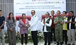 FOTO 13 Febr_Penyerahan rumah di Tapanuli Utara