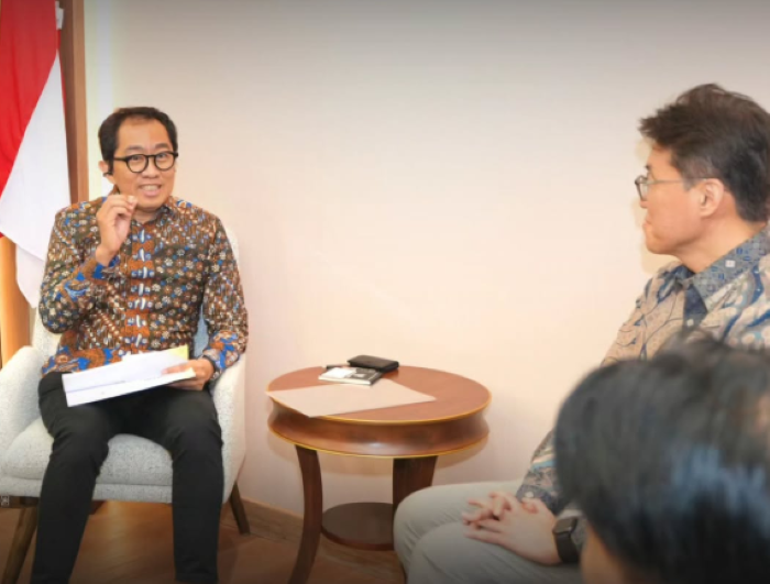 FOTO 20 Febr_Wakil Menteri Perindustrian Faisol Riza menerima kunjungan Presiden Direktur LG Electronics.