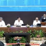 FOTO 23 Febr_Menkeu konferensi pers INI