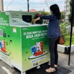 FOTO 23 Febr_Pengumpulan minyak jelantah dair masyarakat. (dok. pertaminaretail.com)