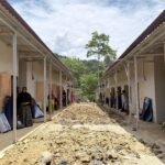 FOTO 11 Maret_Warga Agusen yang tinggal di hunian sementara (huntara) di Kecamatan Blangkejeren, Kabupaten Gayo Lues, Provinsi Aceh