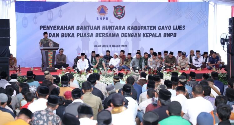 FOTO 12 Maret_Kepala BNPB Letjen TNI Suharyanto saat memberikan sambutan
