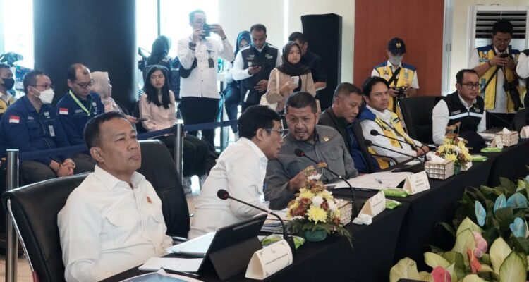 FOTO 12 Maret_Kunjungan Kerja Spesifik Komisi V DPR di Pelabuhan Merak, Banten. (dok. hubdatkemenhub)