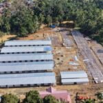 FOTO 15 Jan_Pembangunan hunian sementara (huntara) di Desa Simarpinggan, Kecamatan Angkola Selatan, Kabupaten Tapanuli Selatan, Provinsi Sumatra Utara.