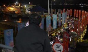 FOTO 16 Maret_Kepadatan kendaraan yang terjadi di jalur menuju Pelabuhan Penyeberangan Gilimanuk saat mudik Lebaran 2026. dok. kemenhub