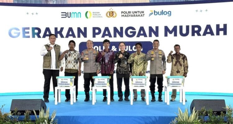 FOTO 16 Maret_kegiatan Gerakan Pangan Murah Polri dan Bulog di Perum BULOG Kantor Wilayah DKI Jakarta dan Banten, Kelapa Gading, Jakarta Utara