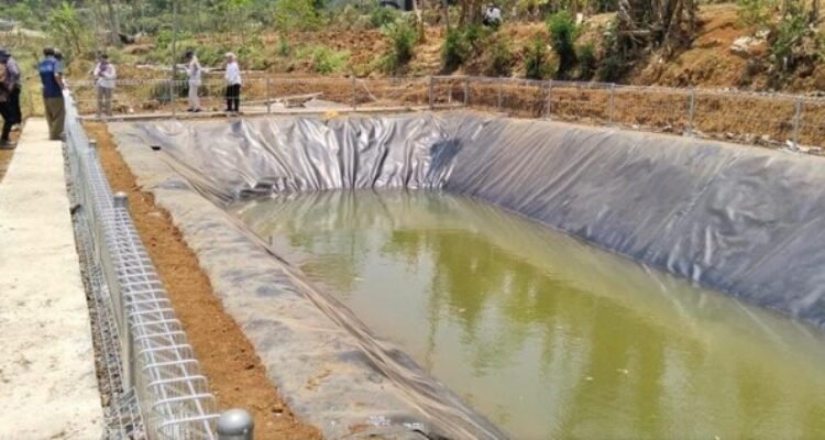 FOTO 19 Maret_Lokasi kolam penadah air hujan untuk mengantisipasi musim kemarau tanaman perkebunan. dok. pertanian.go.id