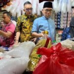 FOTO 20 Maret_Inspeksi mendadak ke Pasar Rakyat Cibinong, Kabupaten Bogor. jabarprov.go.id