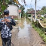 FOTO 23 Maret_Banjir menggenangi Desa Rujak Gadung, Kelurahan Karangketug dan Desa Karang Asem, Kota Pasuruan, Jawa Timur. bpbd