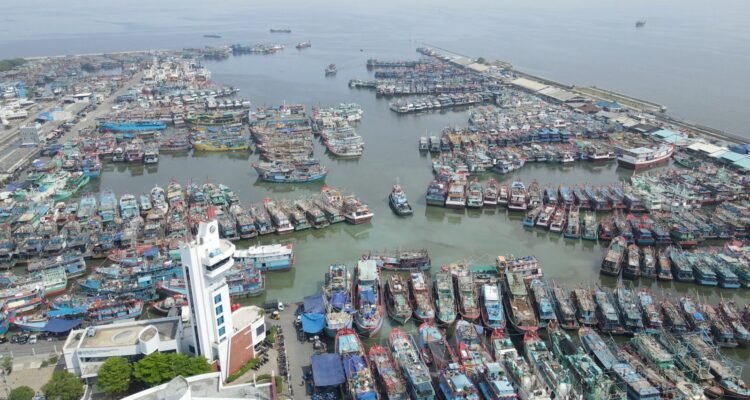 FOTO 23 Maret_Kawasan pelabuhan perikanan. dok. kkp