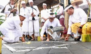 FOTO 23 Maret_Prosesi Tawur Agung Kesanga serangkaian Hari Suci Nyepi Caka 1948 di Kota Denpasar