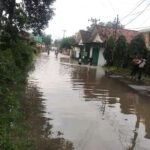 FOTO 7 Maret_Cuaca ekstrem sebabkan akses jalan dan rumah warga terendam banjir di Kabupaten Lampung Selatan. dok. bpbdkabupaten