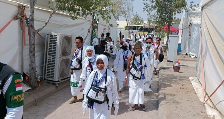 FOTO 15 April_Jemaah haji dari Indonesia di tanah suci. (dok. haji.go.id