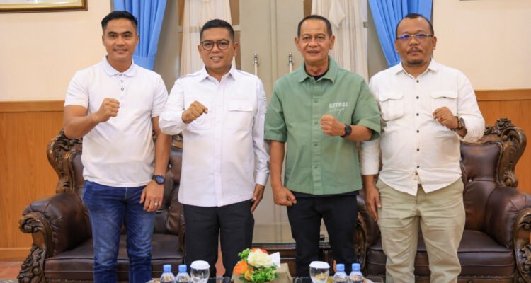 FOTO 16 April_Aliansi Serikat Pekerja dan Serikat Buruh (ASPSB) Kabupaten Serang saat diterima Gubernur Banten Andra Soni