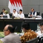 FOTO 28 April_Menteri Koordinator Bidang Pemberdayaan Masyarakat, A. Muhaimin Iskandar saat Rapat Tingkat Menteri Plaza BP Jamsostek, Kuningan, Jakarta. pemberdayaan