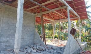 FOTO 3 April_Bangunan mengalami kerusakan akibat gempa di Kecamatan Batang Dua, Kota Ternate. dok bpbd