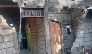 FOTO 3 April_Gempa Magnitudo 7,6 di Kota Bitung berdampak pada kerusakan rumah warga di Kabupaten Minahasa, Sulawesi Utara. dok. bpbd